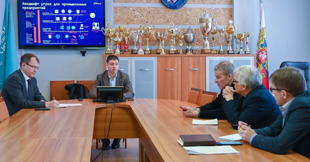 Представители ИнфоТеКС и Удмуртского государственного университета (УдГУ) обсудили возможности научного сотрудничества