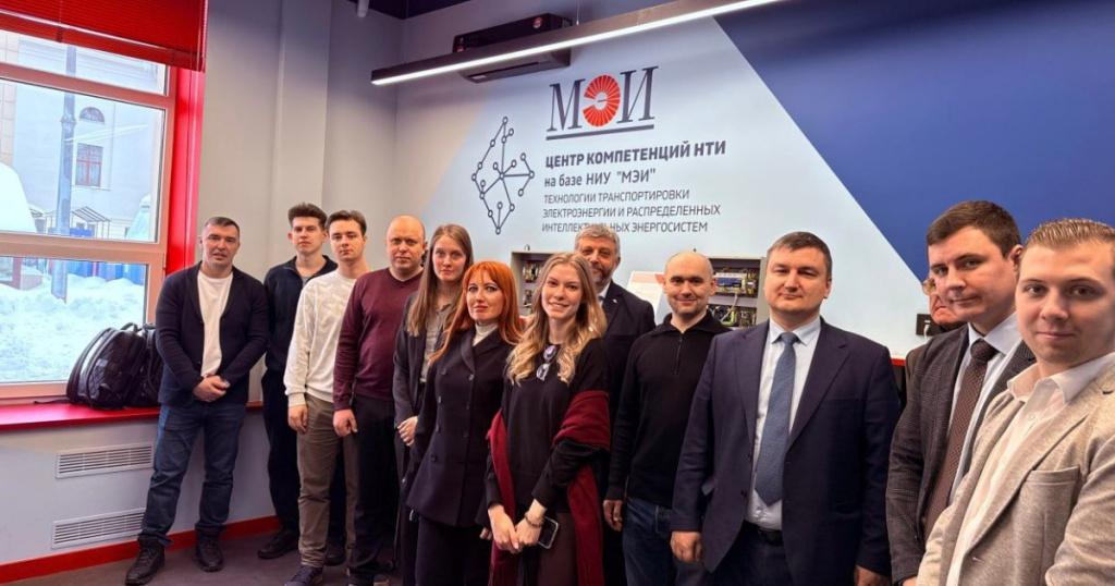 Экскурсия представителей вузов в лаборатории Центра компетенций НТИ на базе НИУ «МЭИ»